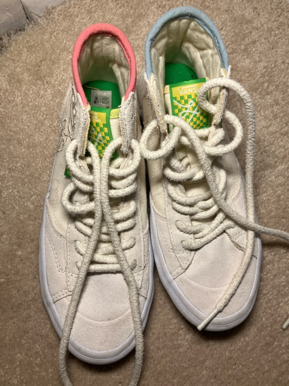 Vans Off-White Suede Low-Top Sneakers with Pink and Blue Heel Linings